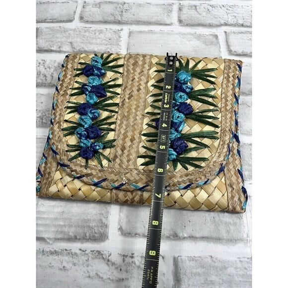 Vintage Straw Embroidered Floral Clutch Handbag Lined Snap Closure - Picture 7 of 12